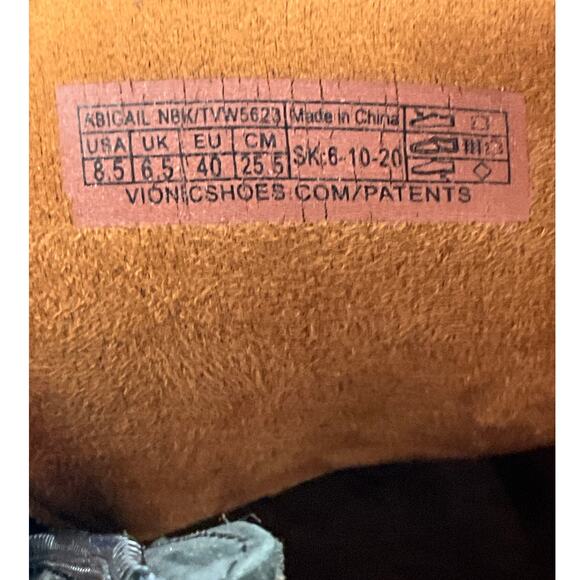 Vionic Abigail Weather Resistant Black Nubuck Suede Lace Up/Zip Sneaker 8.5/40 - Picture 12 of 12